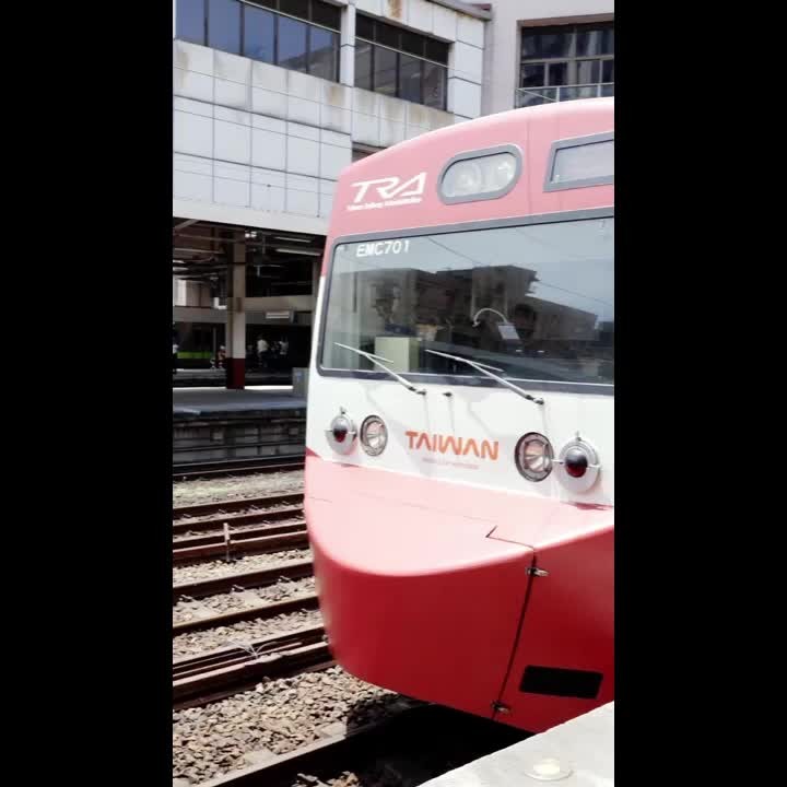 #ビビビビ台湾号、ただいま絶賛運行中！台湾鉄道の特別列車「ビ ...